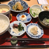 豆富料理と吟醸せいろ蒸し 八かく庵 大阪ステーションシティ店 - 