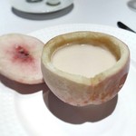 エルミタージュ ドゥ タムラ - 桃の冷たいスープ