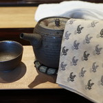 祇園 にし - ぐじと松茸　銀杏のしんじょ　　土瓶蒸し