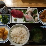 旬菜・旬魚 なかむら - 刺身盛合せ定食