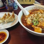 進来軒 - マーボー麺・半餃子(４個)