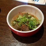 h Shinsekai Kushikatsu Ittoku - 名物のどて煮