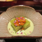 奈良 而今 - 29年9月　奈良青茄子ゼリー寄せ　ただ茶豆すり流し　北海道塩水雲丹、柚子、穂紫蘇