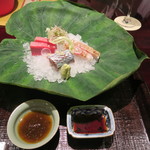 奈良 而今 - 29年9月　造り　本鮪中トロ、秋刀魚、ノドグロ焼き霜　ちり酢、土佐醤油