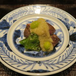 奈良 而今 - 29年9月　大和榛原牛ラムシン、万願寺唐辛子生姜醤油漬け焼き　焼き茄子ソース、熊本新銀杏