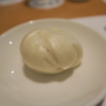 中国彩膳 にじょう - 29年9月　自家製パン