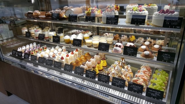 シンプル スタイリッシュなケーキ By わんこそら ケーキ ショップ グッド Cake Shop Good 碧南中央 ケーキ 食べログ