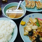 珉亭 - 上海焼きそば￥９００＆ライス大￥２５０＆餃子￥５００