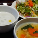 JASMINE THAI TERRACE - スープ、サラダ、デザート