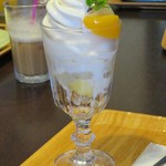 カフェ カラフル - 