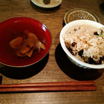 山のごはんよもぎ - （2017年7月）ご飯・汁物
      はと麦と豆のご飯、あさりの薬膳スープ