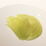 レフェルヴェソンス - メロン、ヨーグルト、朴の葉、カフェ
