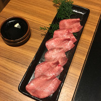神戸牛焼肉 石田屋。Hanareの上 - 