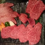 焼肉もとやま - 希少部位の盛り合わせ