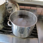 讃岐うどん がもう - 熱いかけ出汁