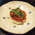 たんどーる - クリームチーズのゴマ味噌カレーディップのせ(250円)