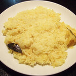 たんどーる - 押し麦入りターメリックライス(大270円)