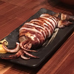 Hachi - イカ丸焼き