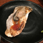 Hachi - 焼き牡蠣