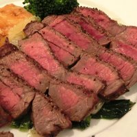神戸牛511 - 和牛・窯焼ステーキセット(120g) 1500円 の黒毛和牛の備長炭焼き