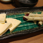 Inokuchi Suisan Sakanaya Doujou - 瀬戸内レモンチーズとイベリコ豚のトルティーヤ