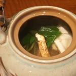 味すゞ亭 穏香 - 松茸土瓶蒸しです