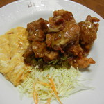 山庄 - 鶏肉の天ぷら、半熟炒り玉、サラダ