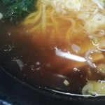 アジアンキッチン - ラーメンのスープ