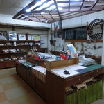 清津館 - お土産コーナー