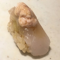 すし岩瀬 - カワハギの肝のせ