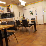 ぎょうざの満洲 - 内観