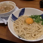 胡同製麺 - 釜玉つけ麺（味玉）