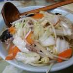 玉蘭 - タンメン。野菜が半端じゃないです❗少食の方は野菜や麺を少なくしてもらいましょう❗