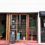 ココチカフェ - 『COCOCHI CAFE』さんの洒落た店舗外観～♪(*￣∇￣)ﾉ