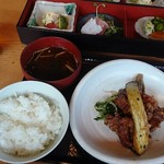 文化食堂 - お肉ランチ(鶏もも肉の唐揚げ) 1,295円