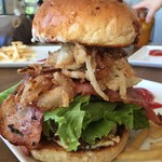 キャプテンカンガルー 名護店 - 拡大