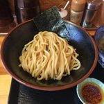 麺屋 頂 中川會 - 『濃厚魚介鶏つけめん』の麺