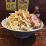 立川マシマシ - 【中ラーメン】（750円税込）