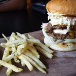 MULA Tex-Mex Restaurant - 1709_MULA Tex-Mex Restaurant_CHEESE MELT BURGER@87,000Rp