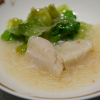 筑紫樓 銀座店 - ホタテ貝とレタスの蟹ソースかけ