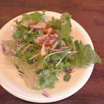 ふわとろオムライス（セットのサラダ）：【２０１７年９月撮影】