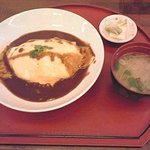 ふわとろオムライス：９３０円（税込）【２０１７年９月撮影】