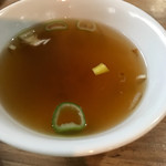 ちんや食堂 - オカズについてくるスープ✌️
ラーメンも食べたくなっちゃうよね〜