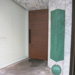 ラ ペ - エントランス