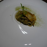 アコルドゥ - 三輪山本の海藻麺とアワビ