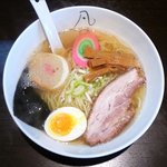 札幌 凡の風 - 中華そば煮干し仕立て塩味×麺eijiさんの自家製麺のアップ