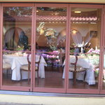 リストランテASO - 私達が座っていた席をお庭から～♪