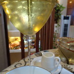 さんぽ道 - 砂糖代わりにはちみつを入れても美味