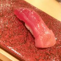 すし 堺 - 中トロ握り。