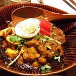 粗挽きポークと卵カレー